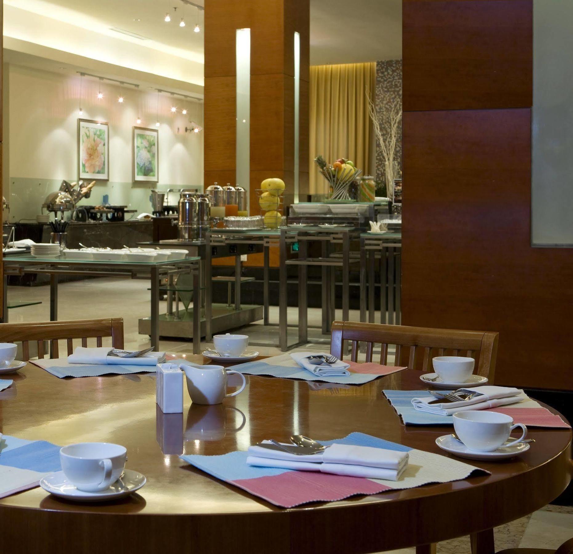 Merryland Traders Hotel Changshu Esterno foto